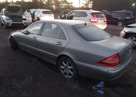 2006 Mercedes-Benz S 500 4Matic из США, поврежденный, VIN WDBNG84J06A468590